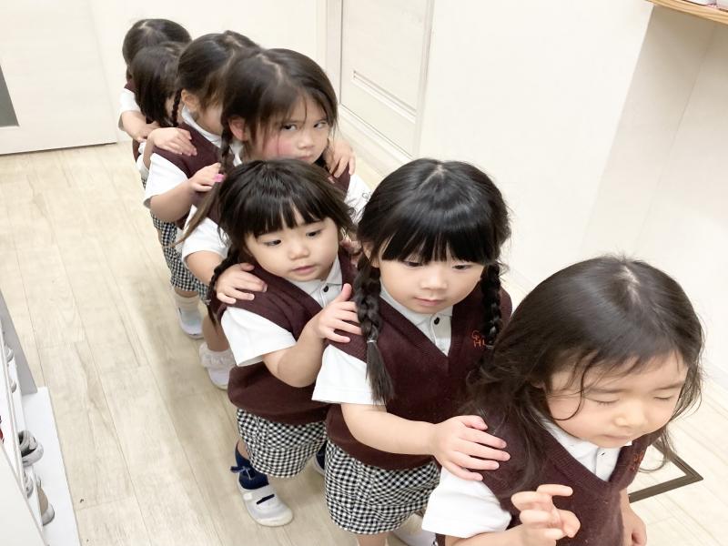毎日練習頑張ってます！《大阪市西区,新町にある幼児教育一体型保育園HUGアカデミー、一時預かり、一時保育》