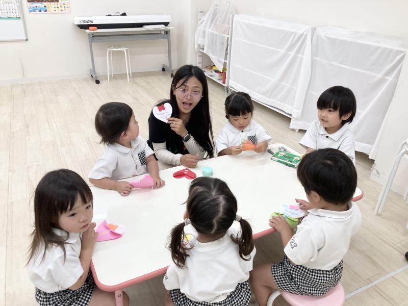 イングリッシュ！《大阪市西区,新町にある幼児教育一体型保育園HUGアカデミー、一時預かり、一時保育》