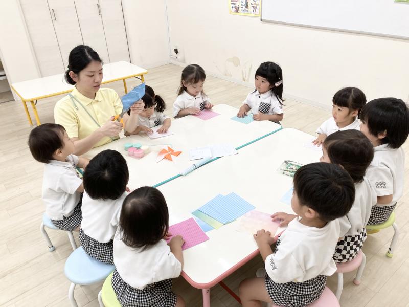 かざぐるまを作りました！《大阪市西区,新町にある幼児教育一体型保育園HUGアカデミー、一時預かり、一時保育》