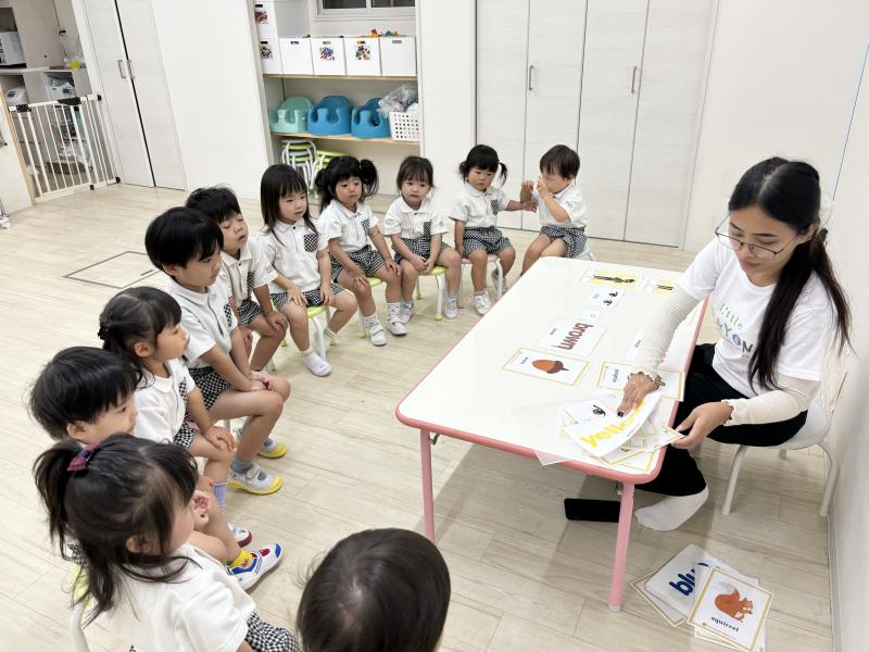 イングリッシュでした！《大阪市西区,新町にある幼児教育一体型保育園HUGアカデミー、一時預かり、一時保育》