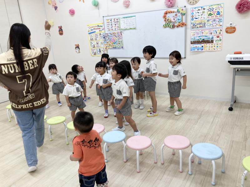 イングリッシュをしました！《大阪市西区,新町にある幼児教育一体型保育園HUGアカデミー、一時預かり、一時保育》