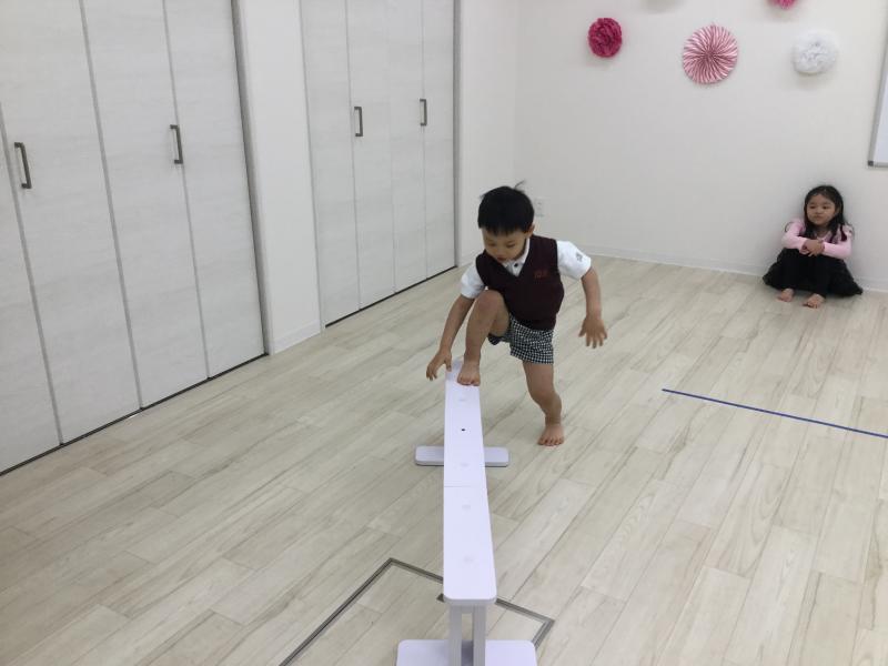 本日の体操サーキット《大阪市西区新町にある、幼児教室一体型保育園》