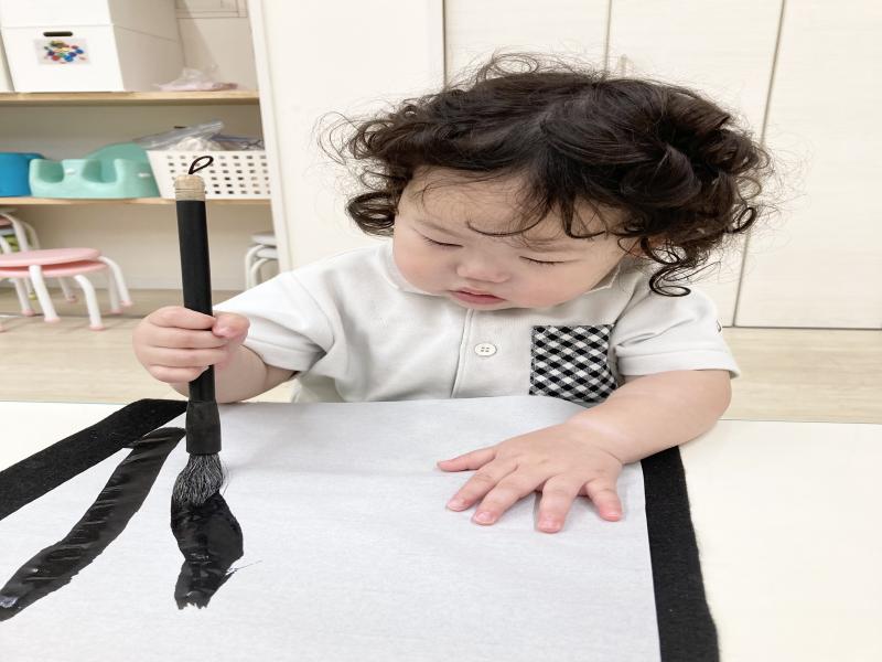 習字をしましたよ！《大阪市西区,新町にある幼児教育一体型保育園HUGアカデミー、一時預かり、一時保育》