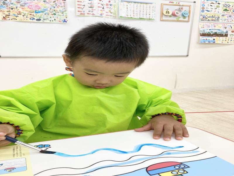 クラフト♪ 《大阪市西区,新町にある幼児教育一体型保育園HUGアカデミー、一時預かり、一時保育》