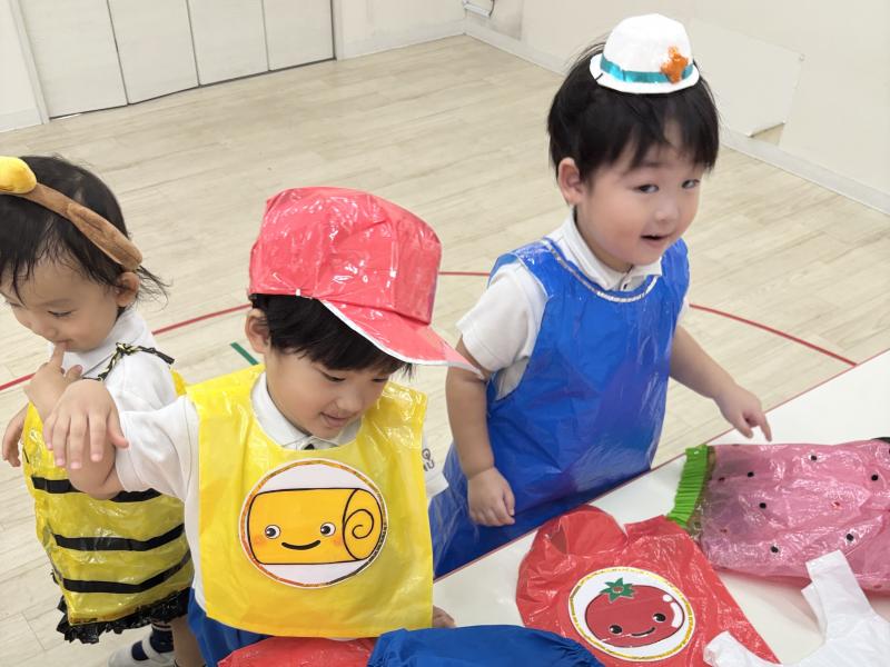 衣装選び！《大阪市西区,新町にある幼児教育一体型保育園HUGアカデミー、一時預かり、一時保育》
