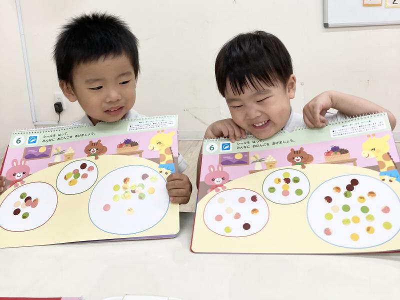 クラフトをしましたよ！《大阪市西区,新町にある幼児教育一体型保育園HUGアカデミー、一時預かり、一時保育》
