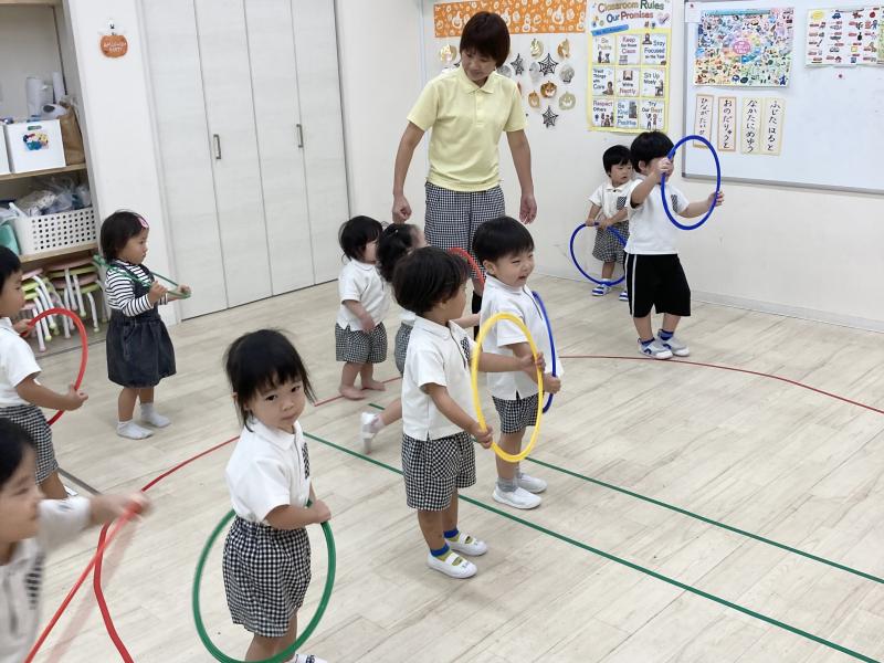 リトミックをしました!《大阪市西区,新町にある幼児教育一体型保育園HUGアカデミー、一時預かり、一時保育》