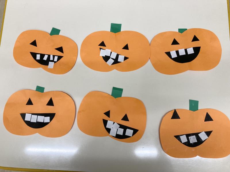 英語レッスン☆ 《大阪市西区,新町にある幼児教育一体型保育園HUGアカデミー、一時預かり、一時保育》