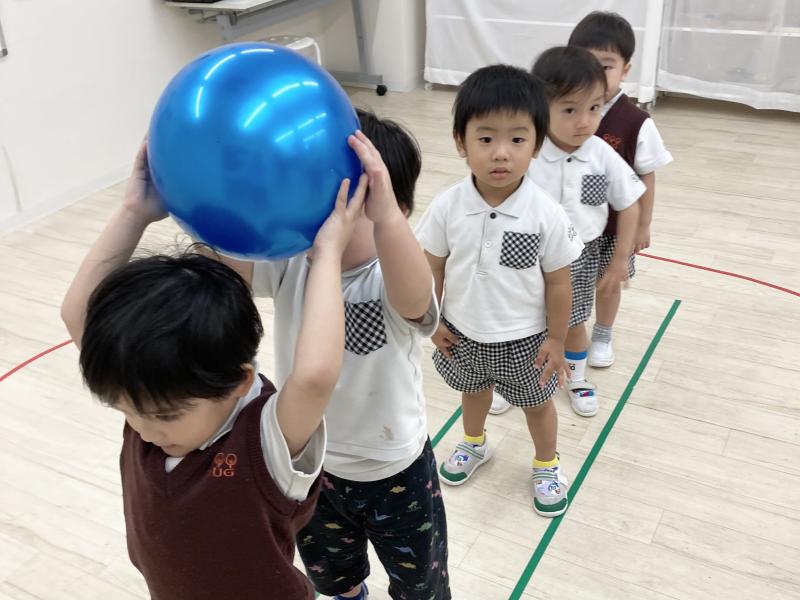 HUGスポーツテスト2日目《大阪市西区,新町にある幼児教育一体型保育園HUGアカデミー、一時預かり、一時保育》