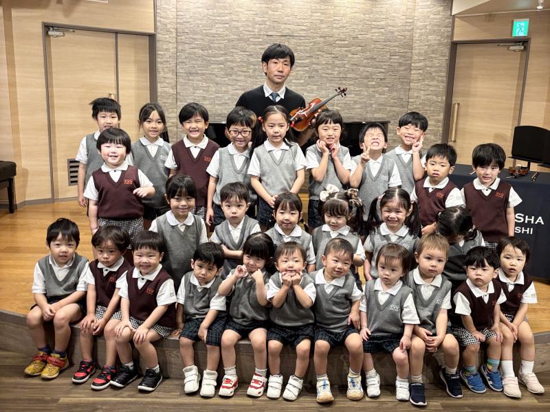 バイオリン体験に行ってきました♪ 《大阪市西区,新町にある幼児教育一体型保育園HUGアカデミー、一時預かり、一時保育》