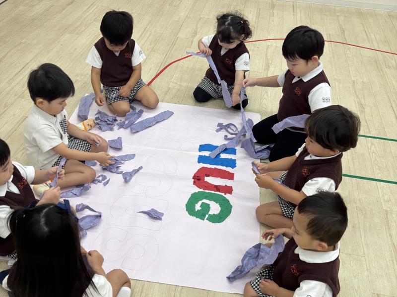 大型製作《大阪市西区,新町にある幼児教育一体型保育園HUGアカデミー、一時預かり、一時保育》