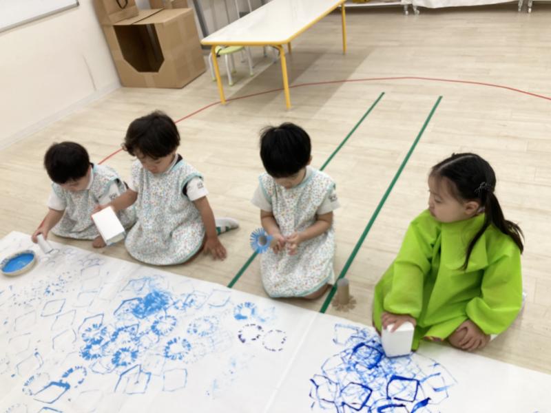 大型製作、製作展にむけて《大阪市西区,新町にある幼児教育一体型保育園HUGアカデミー、一時預かり、一時保育》