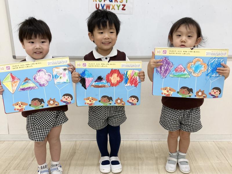 絵画をしましたよ☆ 《大阪市西区,新町にある幼児教育一体型保育園HUGアカデミー、一時預かり、一時保育》