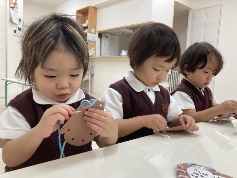 クラフト《大阪市西区,新町にある幼児教育一体型保育園HUGアカデミー、一時預かり、一時保育》