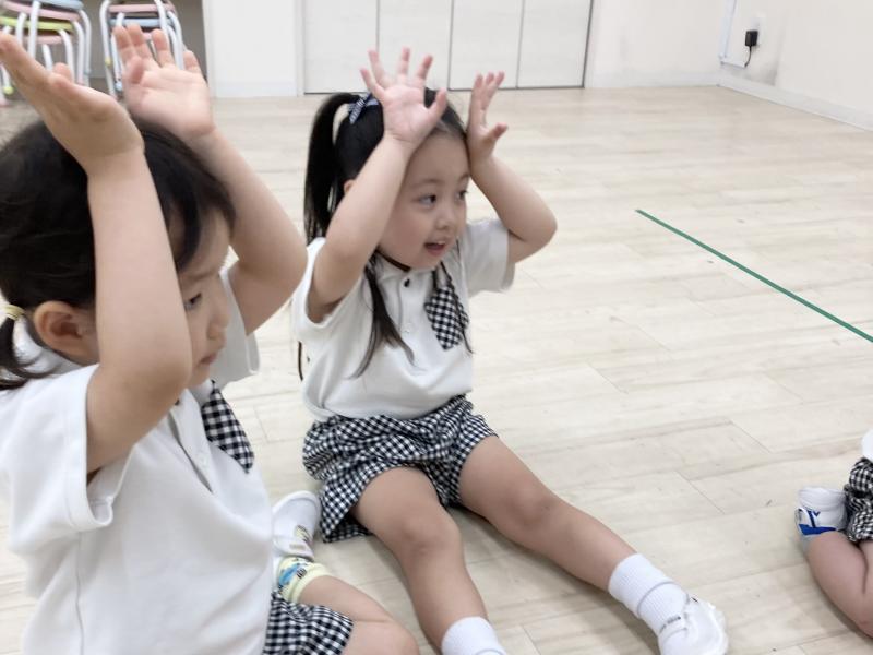 リトミック！《大阪市西区,新町にある幼児教育一体型保育園HUGアカデミー、一時預かり、一時保育》
