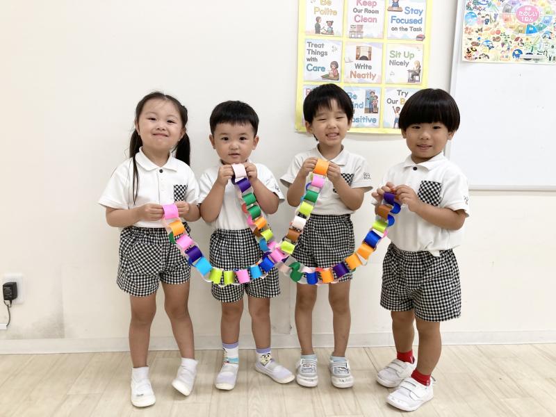 お神輿の飾りを作りましたよ☆ 《大阪市西区,新町にある幼児教育一体型保育園HUGアカデミー、一時預かり、一時保育》