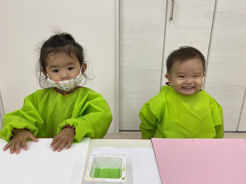 金曜日のカリキュラムは絵画、書道です！《大阪市西区、新町にある幼児教室一体型保育園HUGアカデミー》