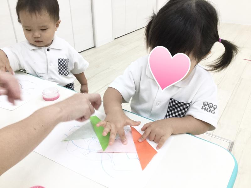 金曜日カリキュラムは絵画です！《大阪市西区、新町にある幼児教育一体型保育園HUGアカデミー》