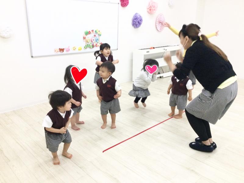 今月の基礎運動＆体操☆《大阪市西区、新町にある幼児教室一体型学べる保育園》