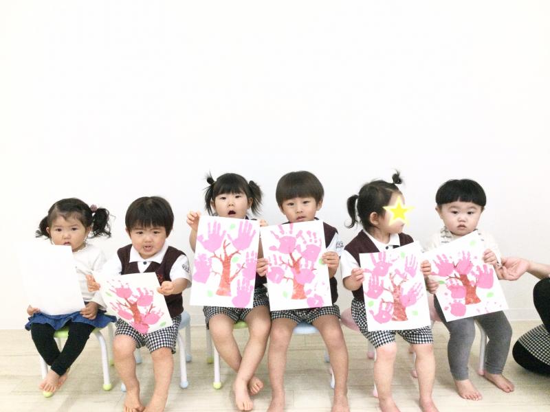 水曜日のカリキュラムは絵画です！《大阪市西区、新町にある幼児教室一体型保育園》