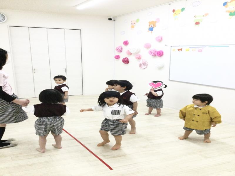 ♪お散歩練習&動物体操♪《大阪市西区、新町にある幼児教室一体型保育園》