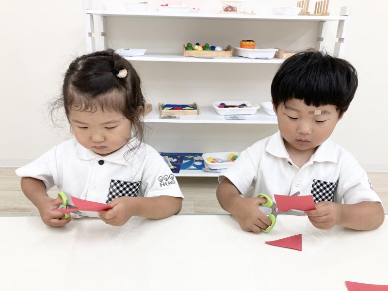 七夕飾りを作りました《大阪市西区、新町にある幼児教育一体型保育園HUGアカデミー、一時預かり、一時保育》