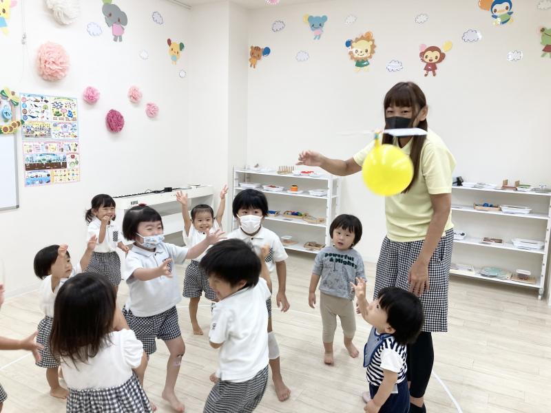 サマースクール《クッキング・実験》《大阪市西区、新町にある幼児教育一体型保育園HUGアカデミー、一時預かり、一時保育》