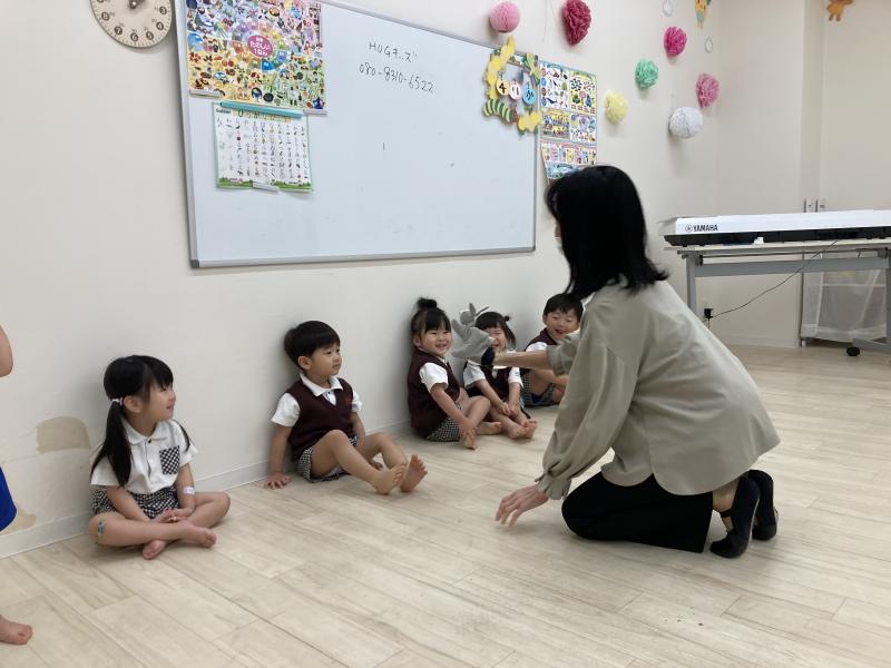 リトミック《大阪市西区,新町にある幼児教育一体型保育園HUGアカデミー、一時預かり、一時保育》