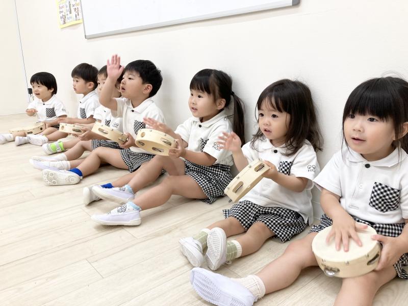 リトミックをしました！《大阪市西区,新町にある幼児教育一体型保育園HUGアカデミー、一時預かり、一時保育》