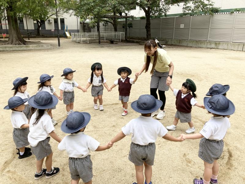 公園遊び♪ 《大阪市西区,新町にある幼児教育一体型保育園HUGアカデミー、一時預かり、一時保育》